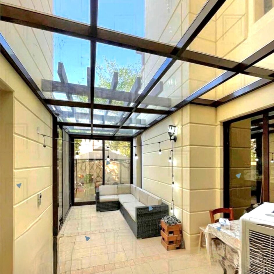 اسقف زجاجية